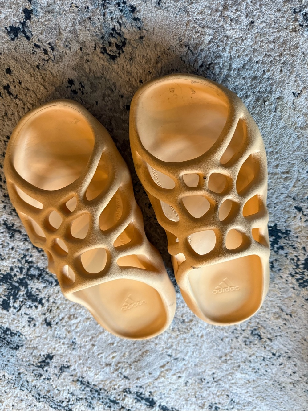 Yeezy 450 Slide size 12